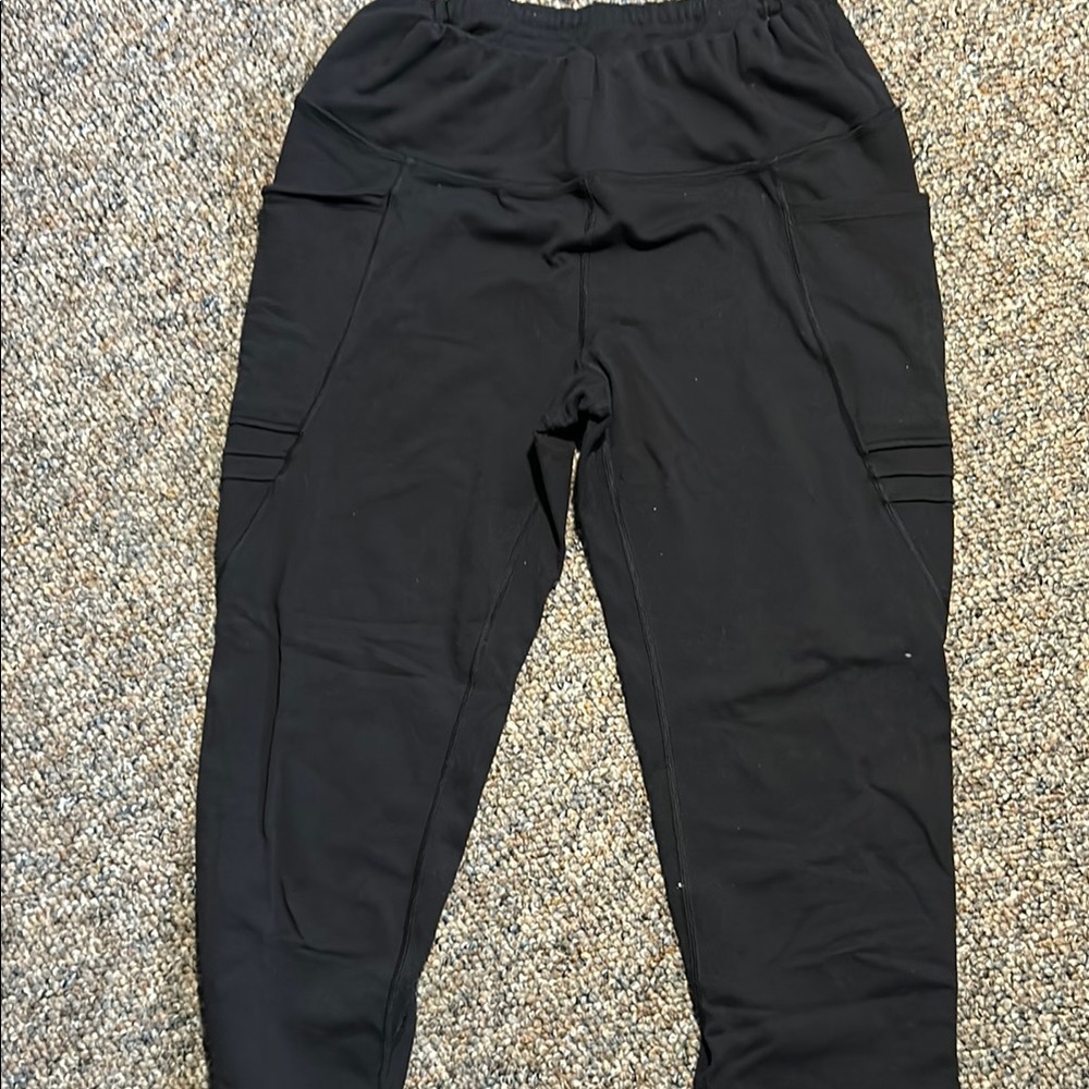 Black Athletic Leggings